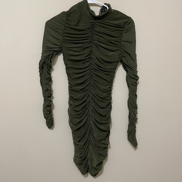 Fashion Nova Paparazzi Ruched Dress Size Small Club Party Holiday Bodycon Baddie - Picture 4 of 9